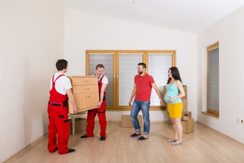 Secure short-term storage units in Woodlands for temporary space needs